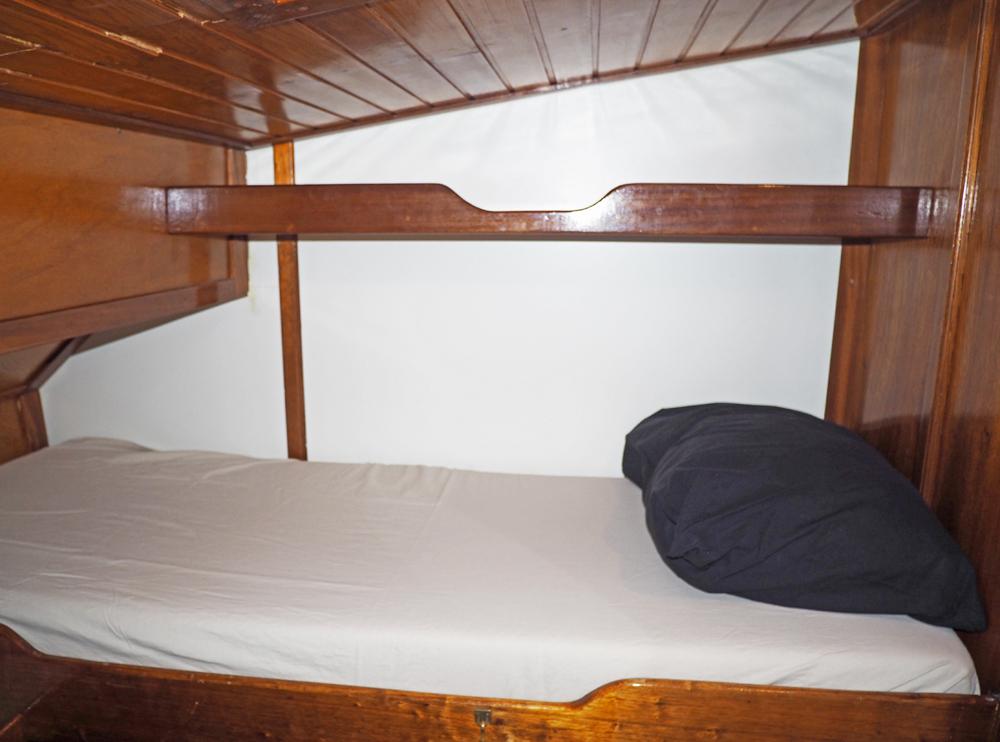 Cabin en avant, H&eacute;bergements